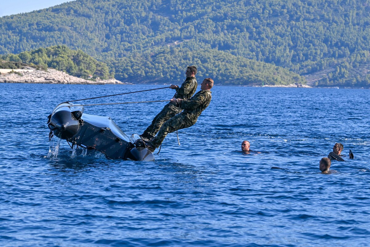 FOTO I VIDEO Pogledajte kako izgleda morska faza obuke za vojne vođe