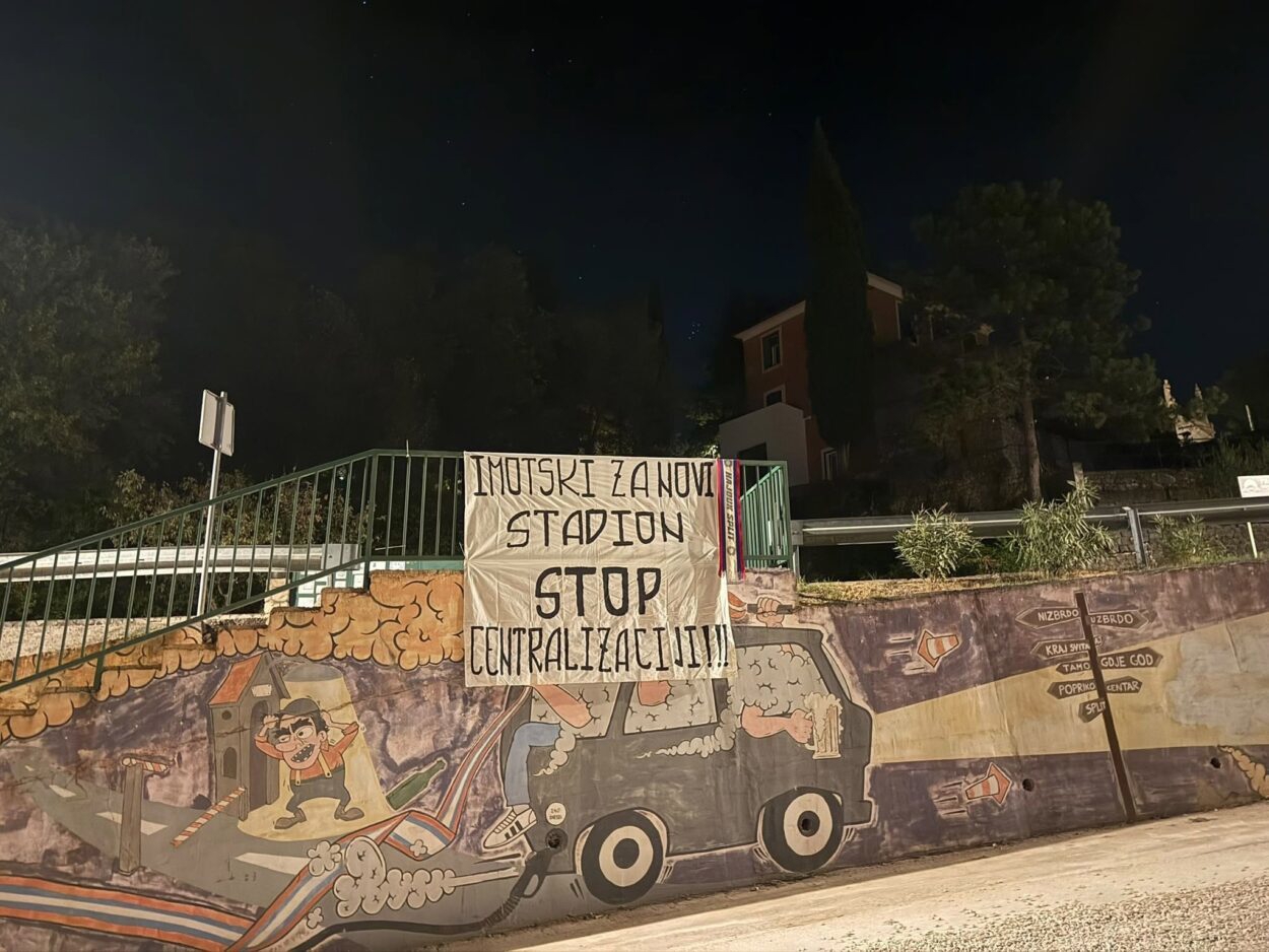 FOTO Akcija navijača Hajduka širom Dalmacije. Imaju novu poruku Plenkoviću