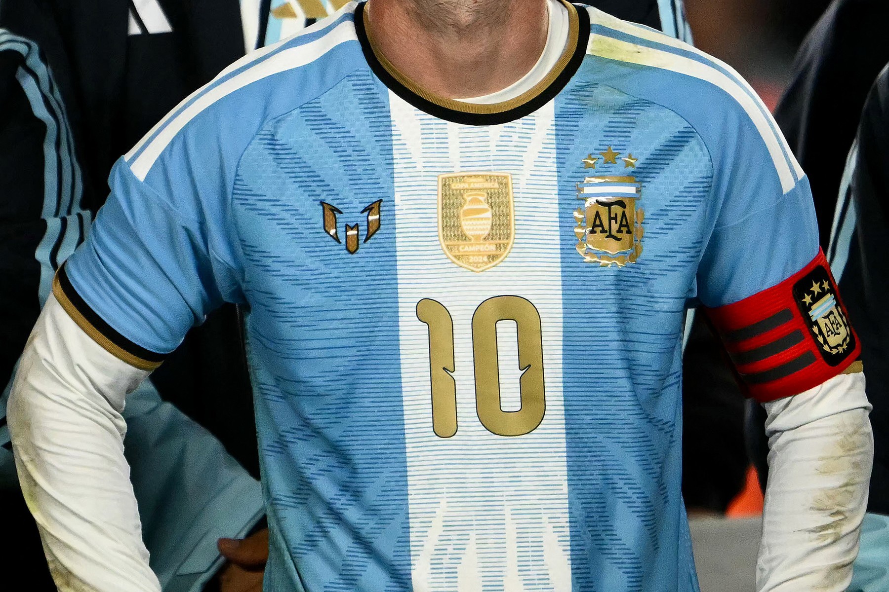 Messi se od Argentine oprostio uz suze, gol i dvije asistencije. Pogledajte spektakl