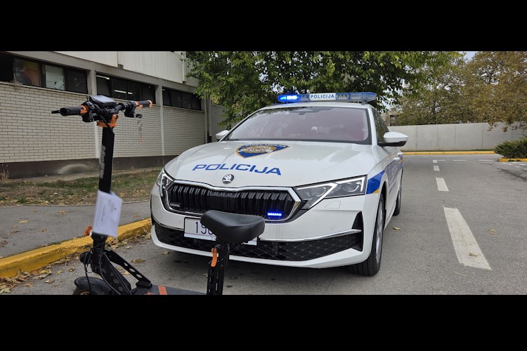 Policija zaustavljala bicikliste i vozače romobila u Zagrebu. Oduzela pet romobila