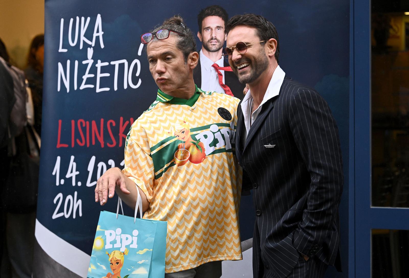 FOTO Nižetić okupio poznate Hrvate na špici, pažnju privukla njegova sestra Petra