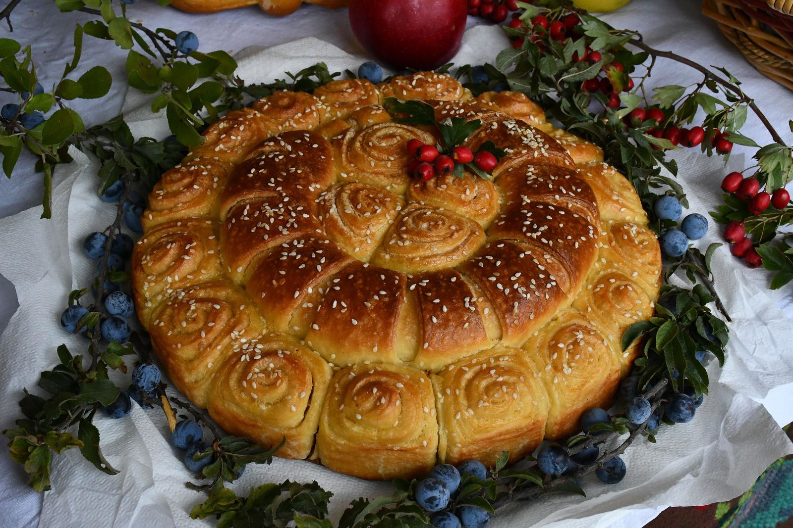 Slavlje slavonske tradicije i baštine: Treći Pogača Fest održan u Slavonskom Brodu