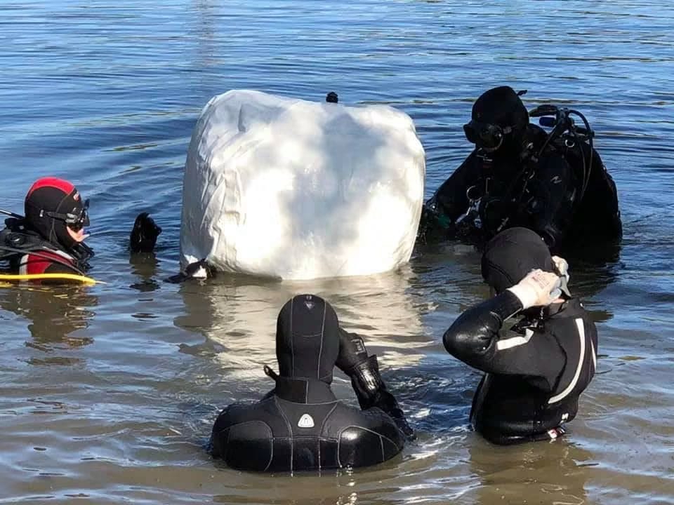 FOTO Iz zagrebačkih jezera Savica izvučeno 800 kilograma otpada