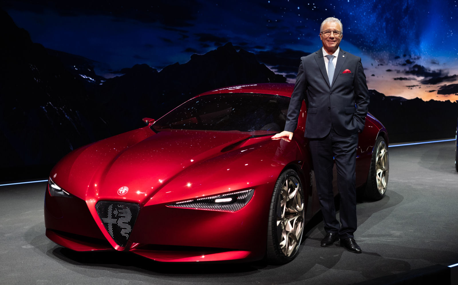 Alfa Romeo Cuorerosso: Najljepši koncept u Parizu najavljuje novu eru dizajna