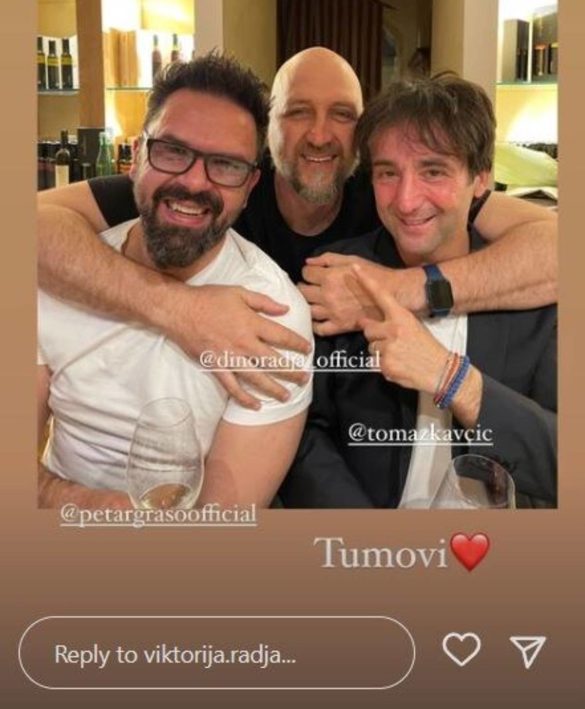 Grašin vjenčani kum godinama poznaje Vučića, zajedno su se fotografirali i družili