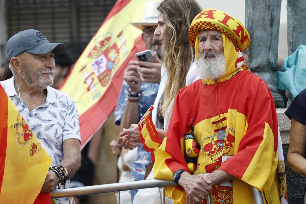 FOTO Španjolska kruna stigla u Ceutu. Maroko sprema prosvjed