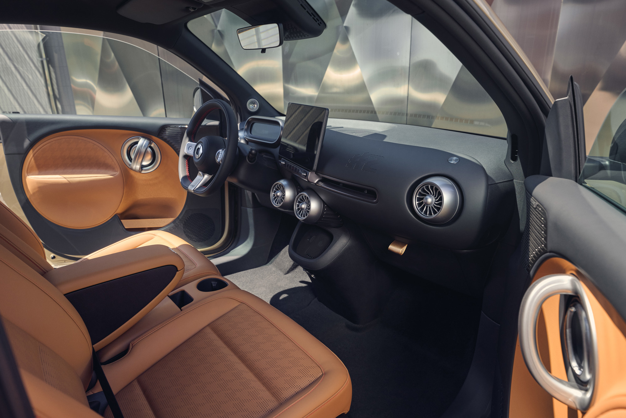 FOTO Smart vraća automobil koji ga je proslavio. Stiže i nabrijana Brabus verzija