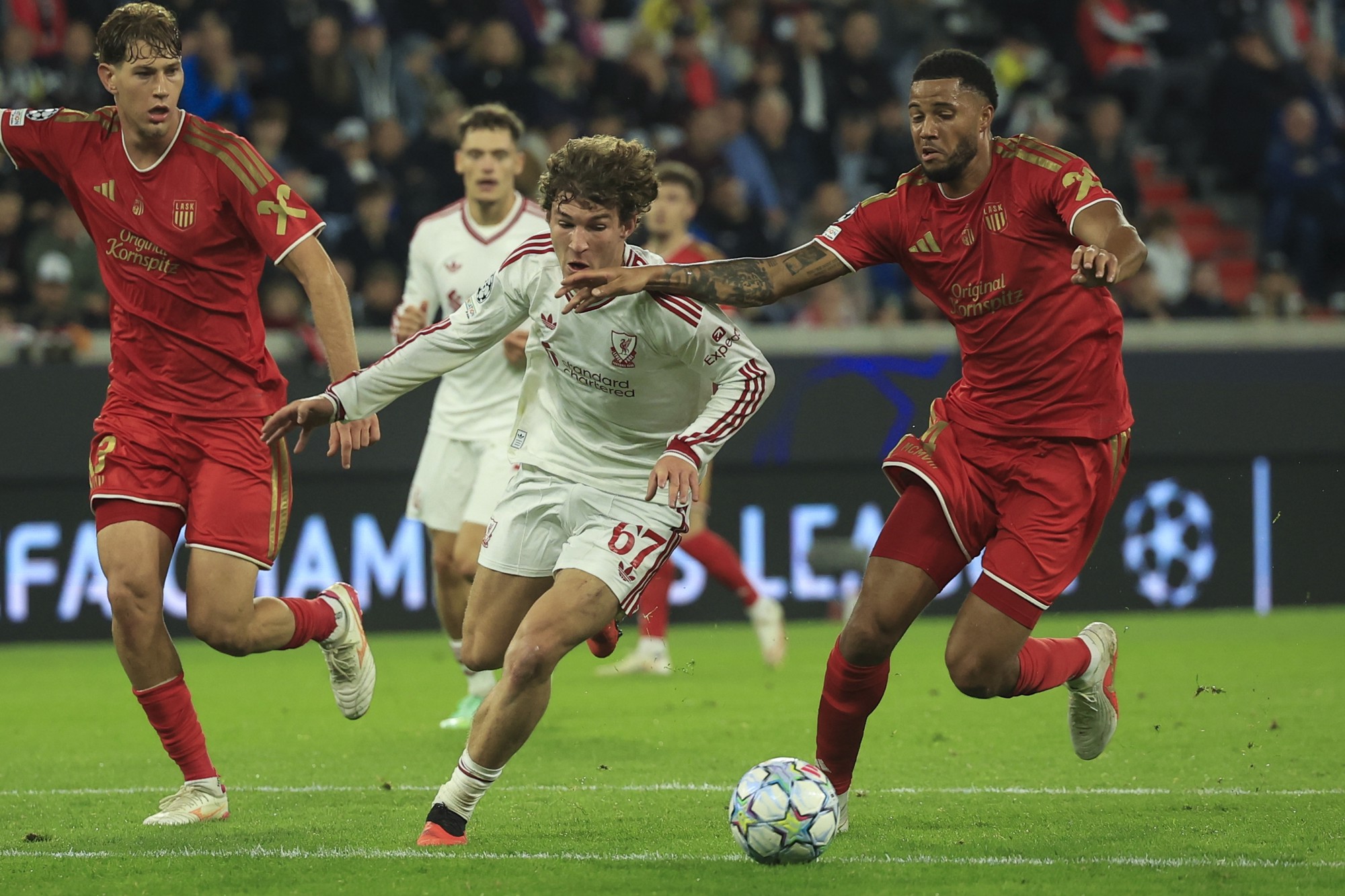 VIDEO Liverpool razbio protivnika i zabio šest golova. Baturina izgubio u gostima
