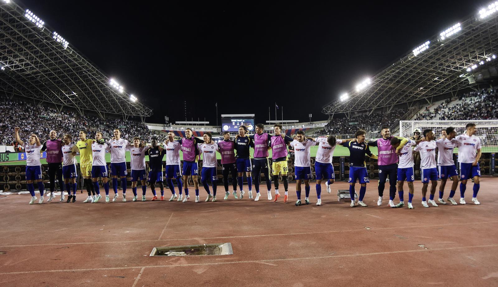 Kreteni iz Torcide Hajduku skoro oduzeli pobjedu protiv Ajaxa