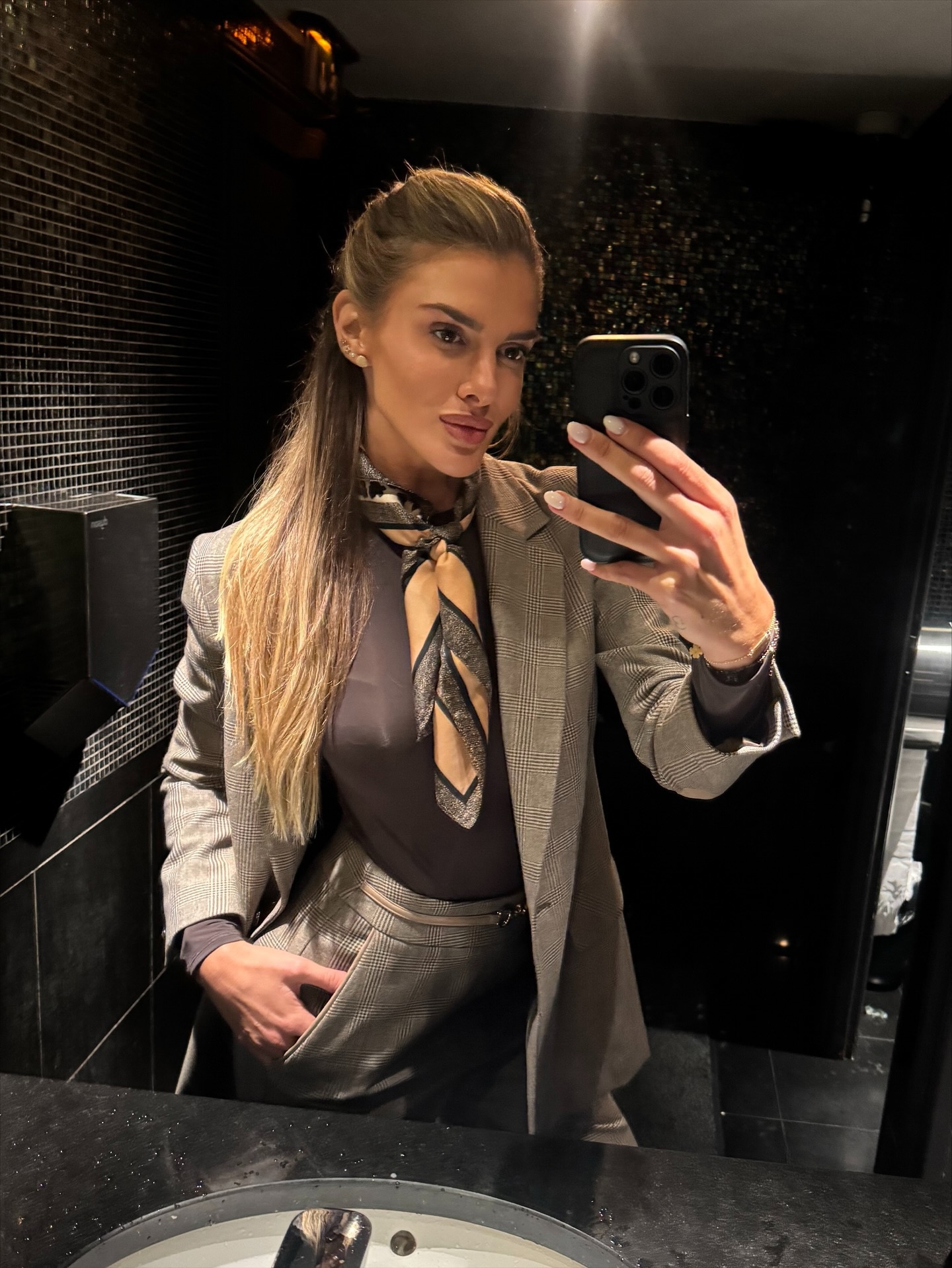 Voditeljica privukla pažnju fotografa na Poljudu. Evo tko je ona