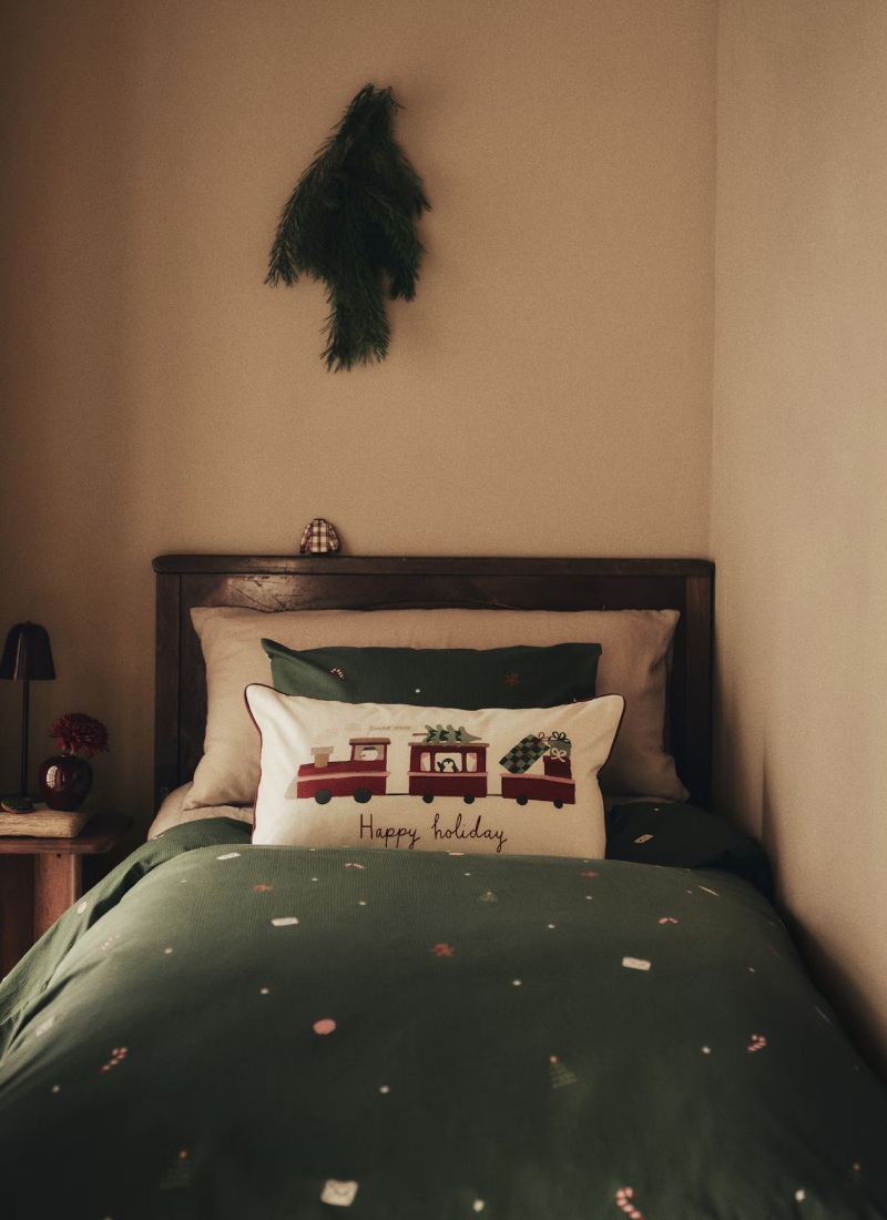 H&M izbacio božićnu kolekciju i već smo pronašli favorite 🎄