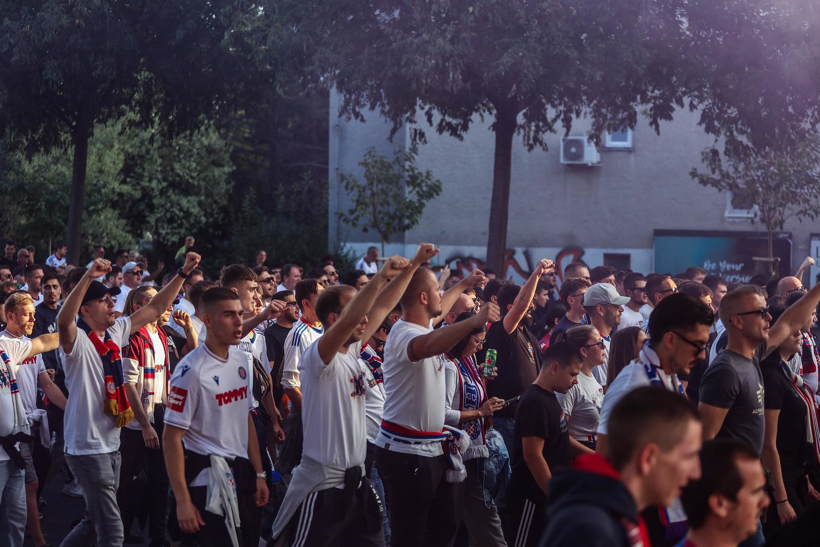 Prijavljeno 14 naci-torcidaša. Još devet hvataju, jedan bio na dopustu iz zatvora