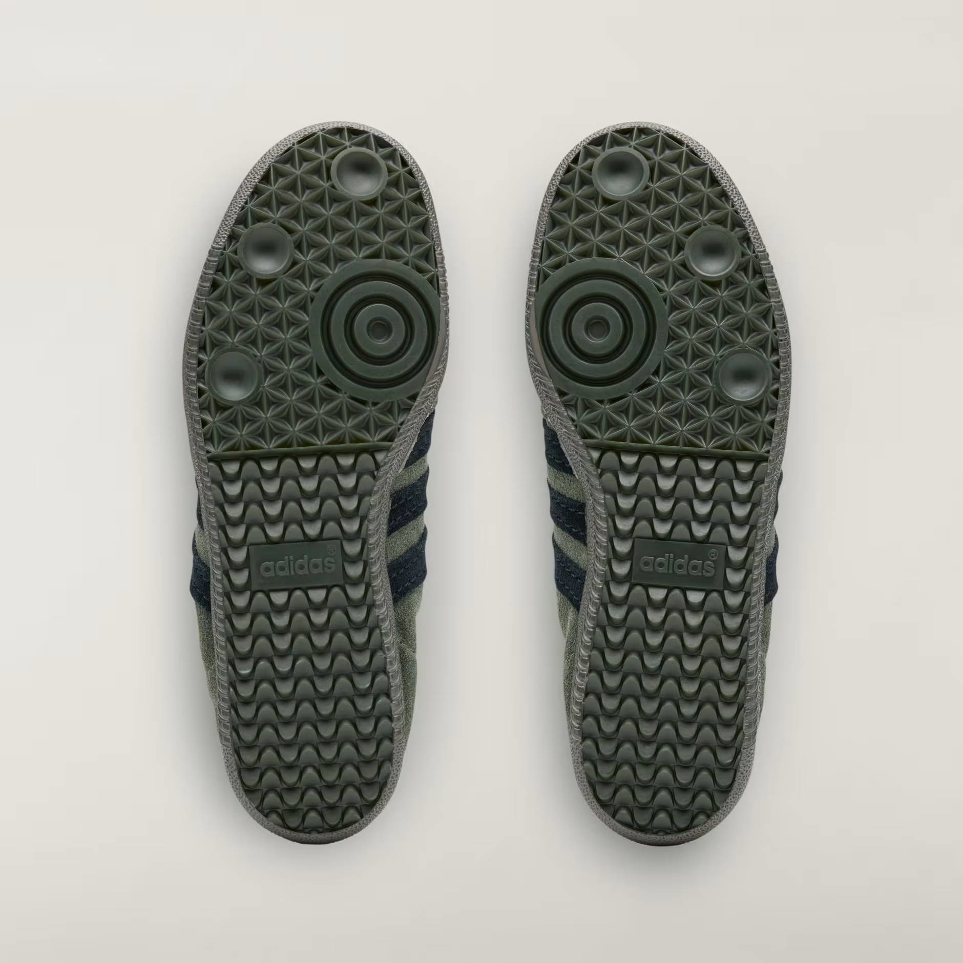Nove adidas Sambe izazvale su ludnicu i prije izlaska. Sada su napokon u prodaji
