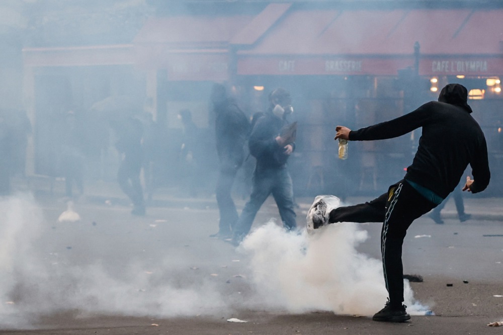 Francuski ministar policije priznao: Izgubili smo kontrolu