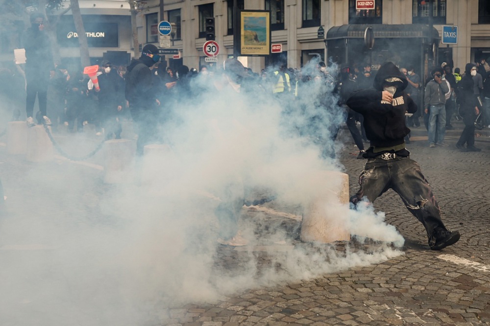 Francuski ministar policije priznao: Izgubili smo kontrolu