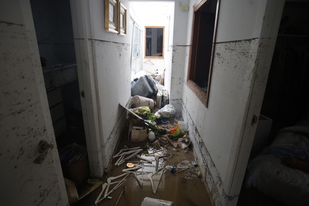 FOTO Španjolska zbraja štetu nakon velikih poplava. Četvero ljudi poginulo
