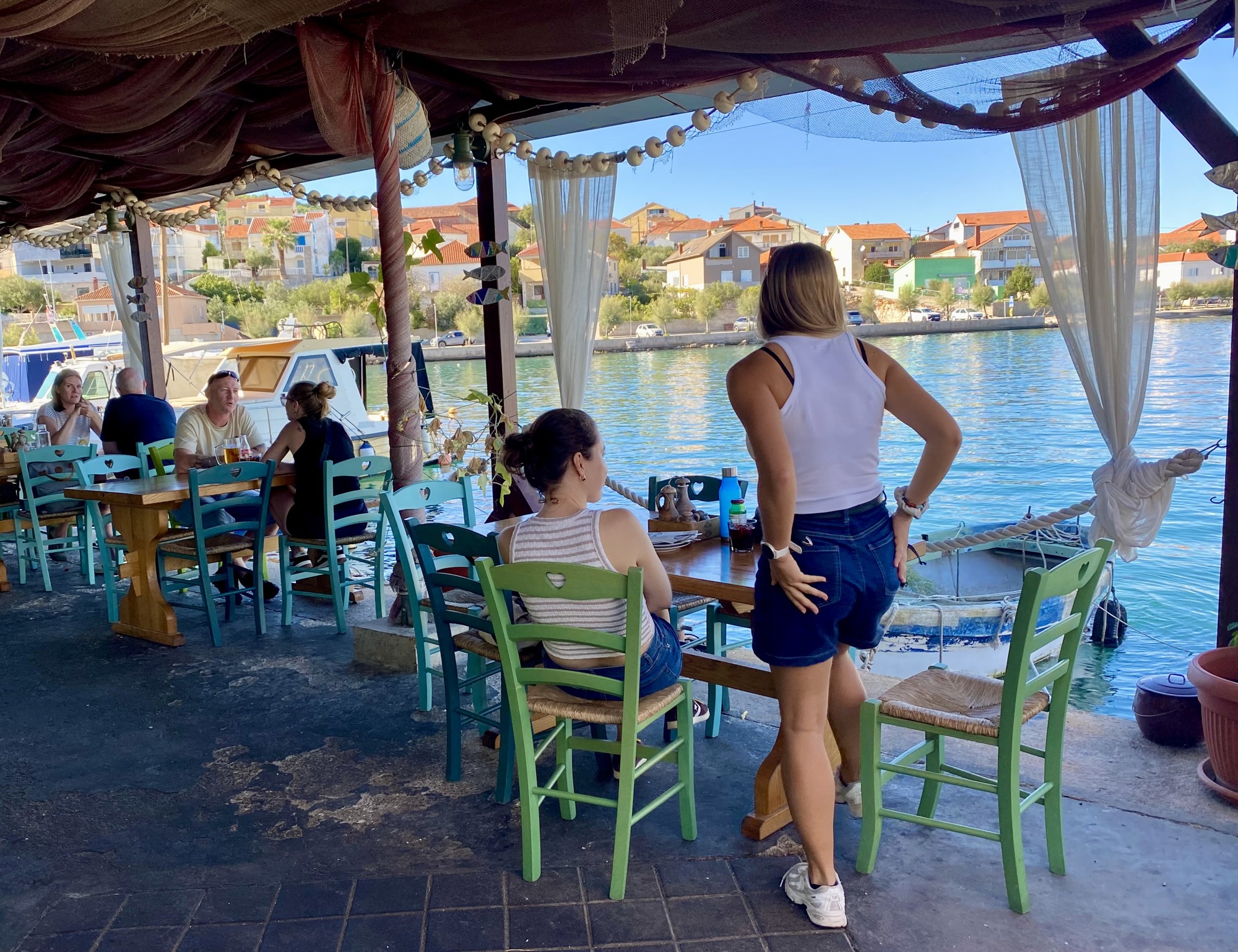 Ručali smo u najribarskijem mjestu u Hrvatskoj. Hrana nam je bila top
