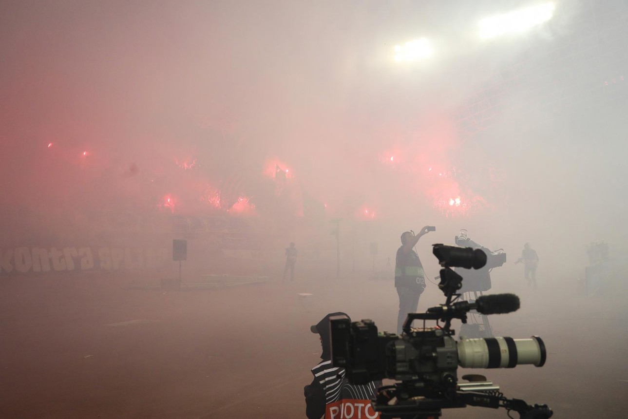 Hajduk doznao kaznu nakon divljanja Torcide protiv Ajaxa