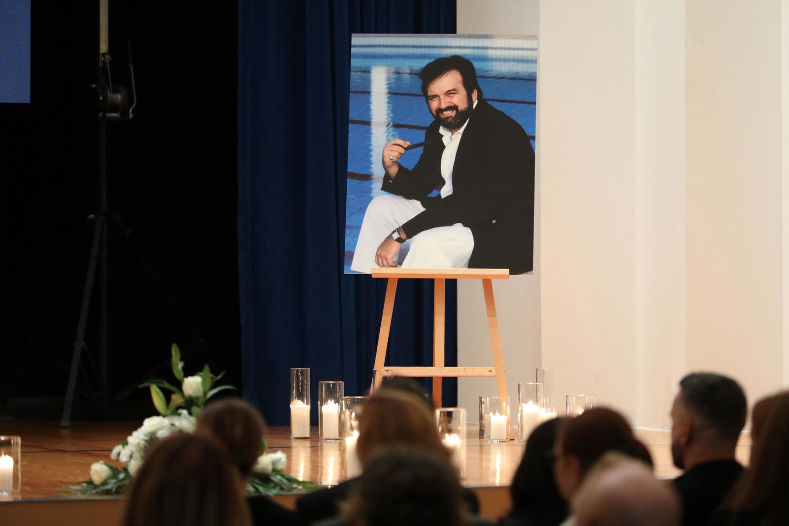Tony i Matteo Cetinski u suzama na komemoraciji za oca Mirka