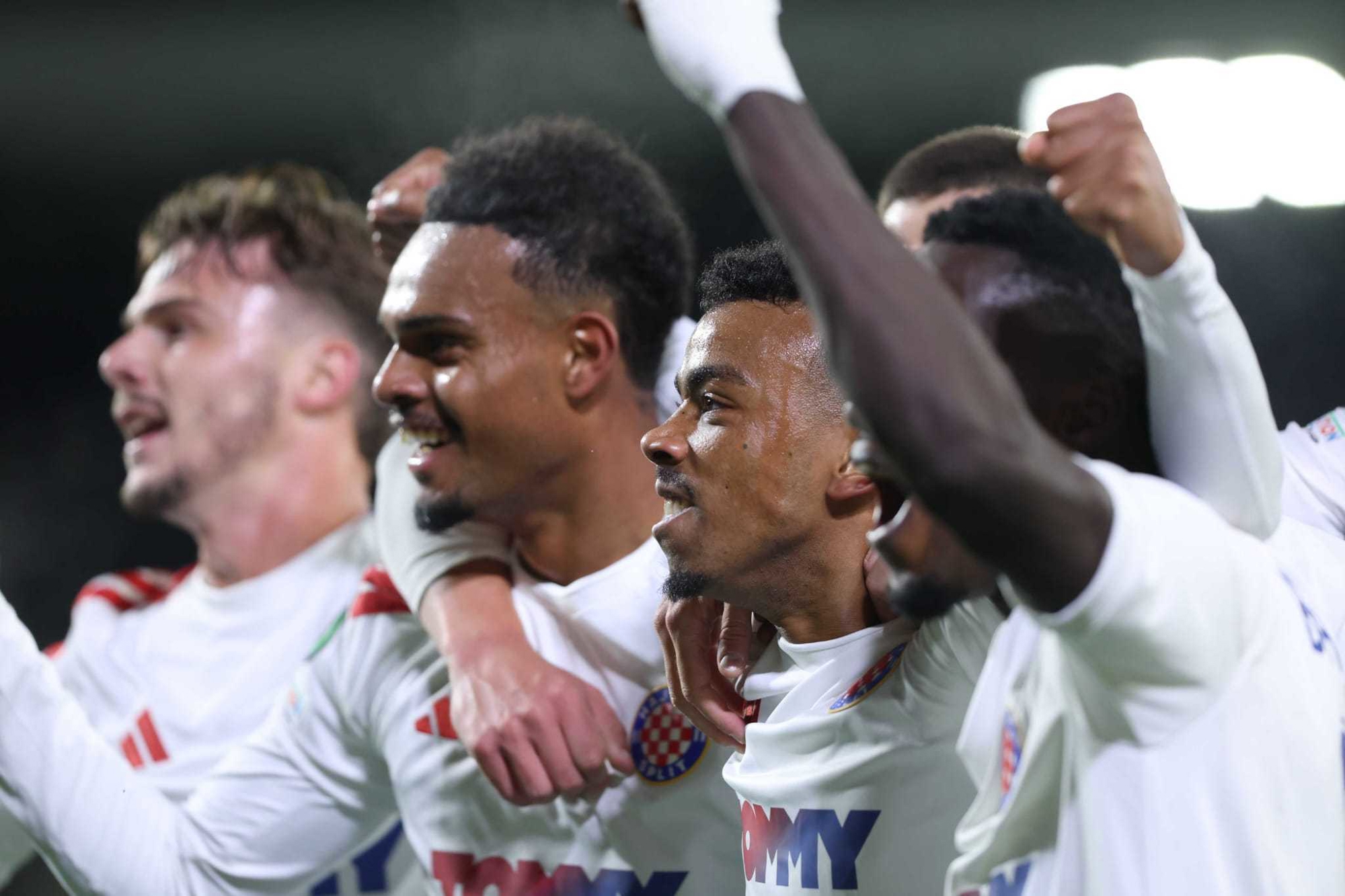 UŽIVO Moćni Hajduk vodi