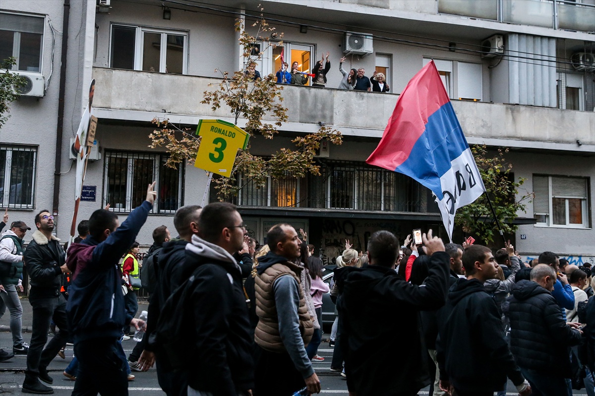 Srbija pred povijesnim izborima. Studenti okupili 150.000 ljudi u Beogradu