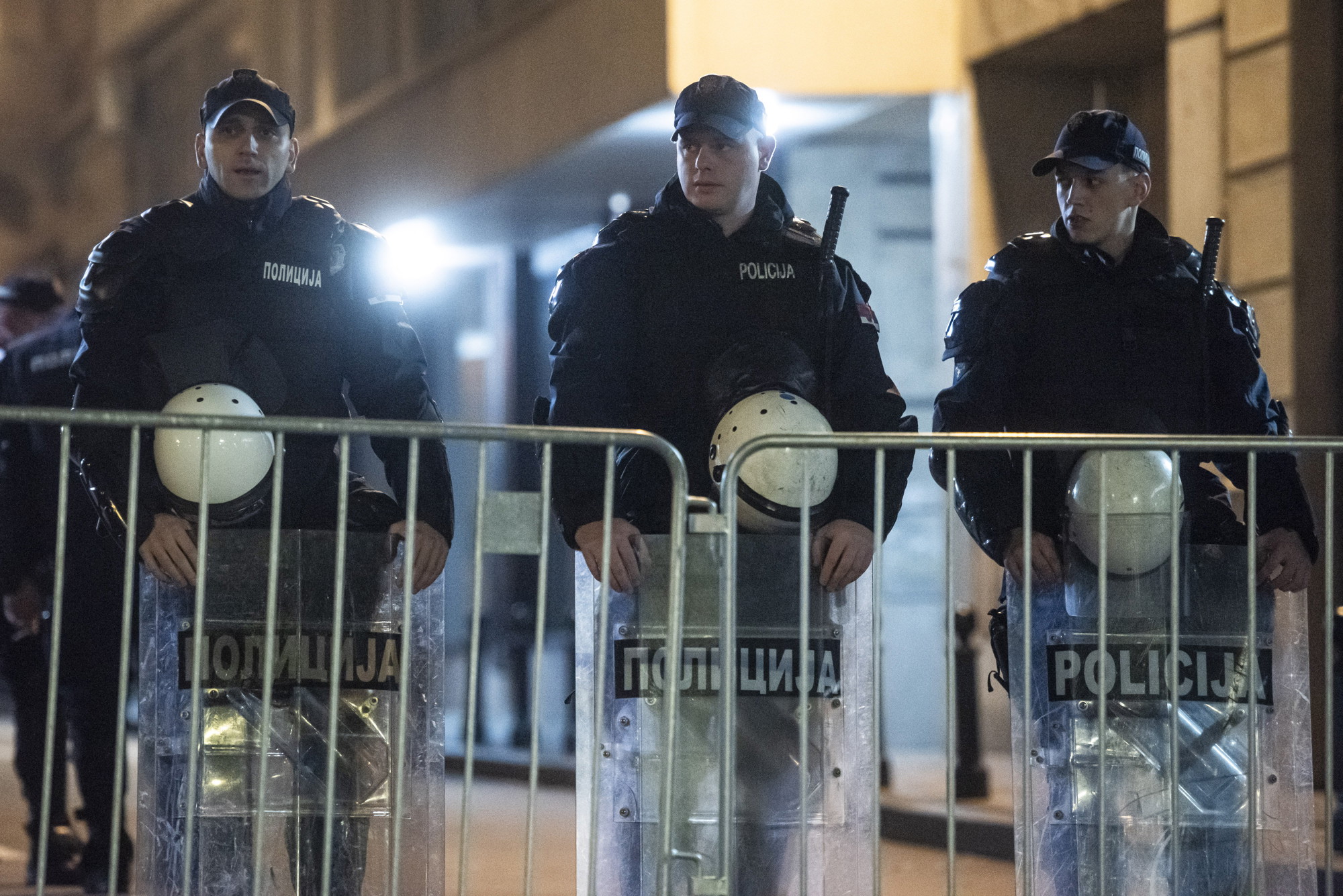 FOTO Ovo su policajci večeras kod Ćacilenda