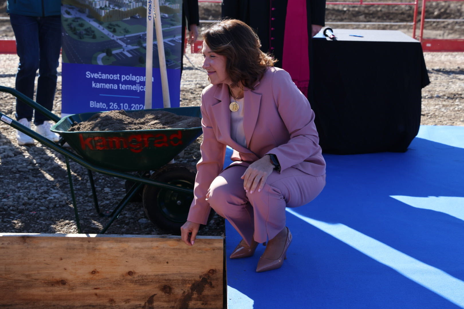 Položen kamen temeljac Nacionalne dječje bolnice u Blatu. Trebala bi biti gotova 2029.