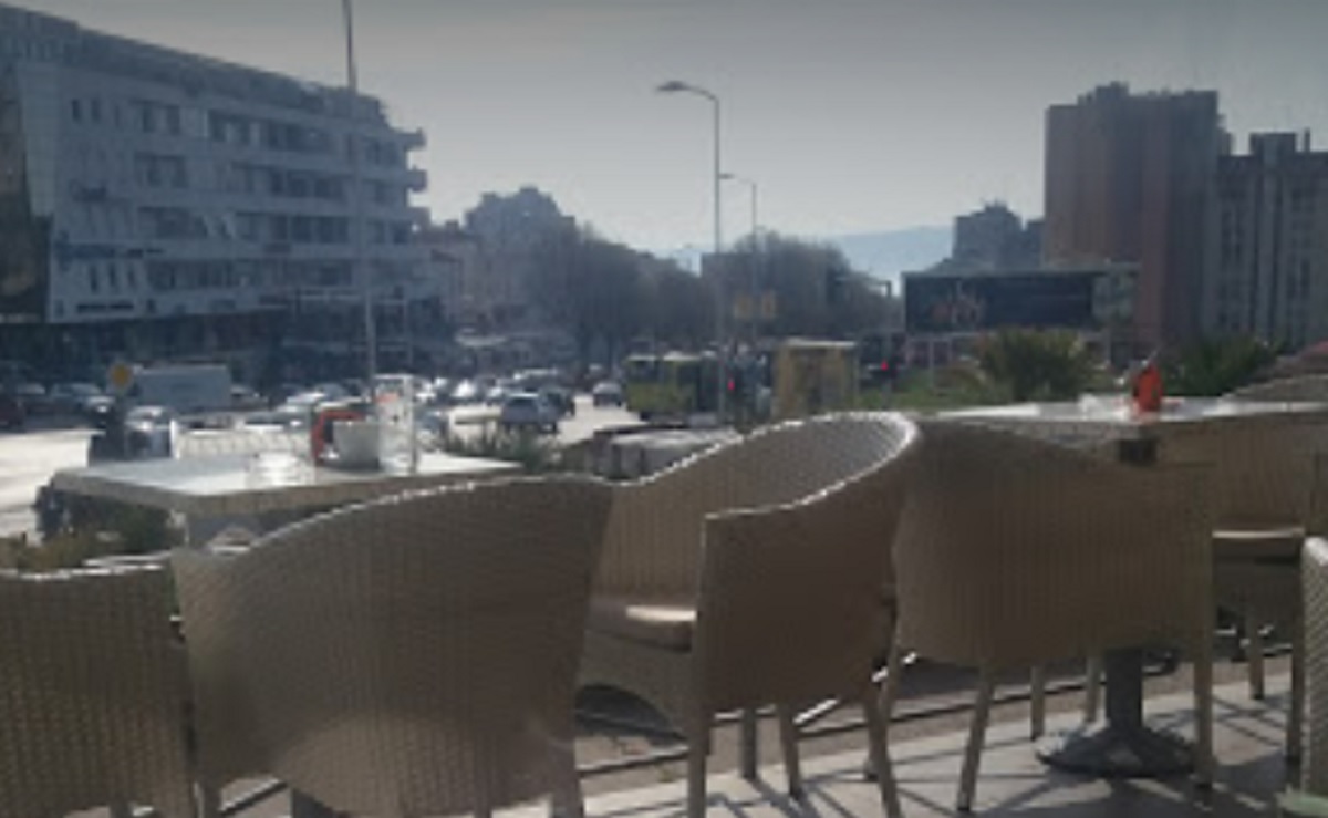 U splitskom kafiću brutalno pretučen 32-godišnjak, slomili mu ruku i nogu