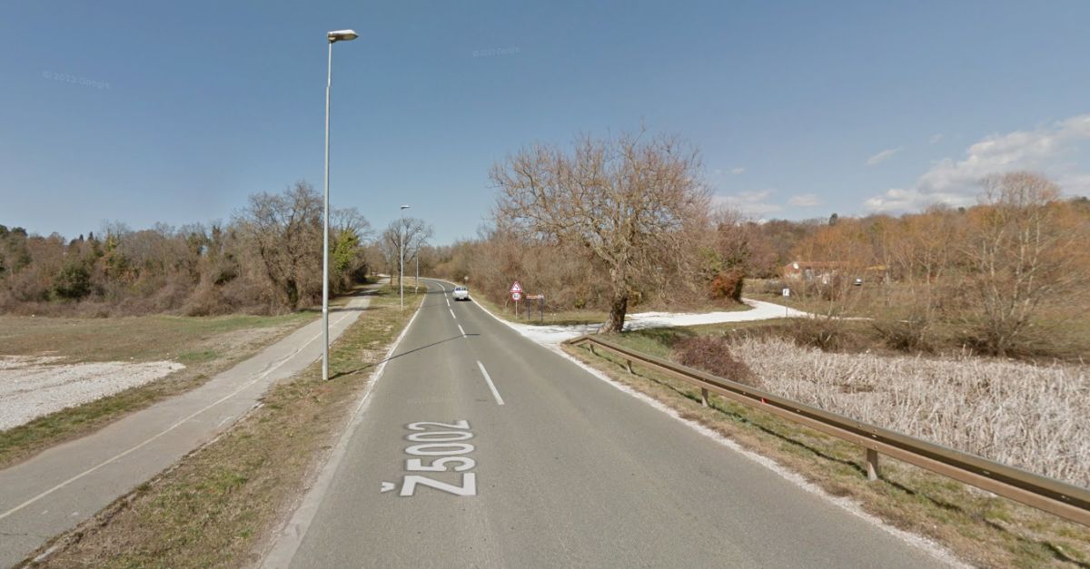 U sudaru bicikla i motocikla kod Vrsara teško ozlijeđene dvije osobe