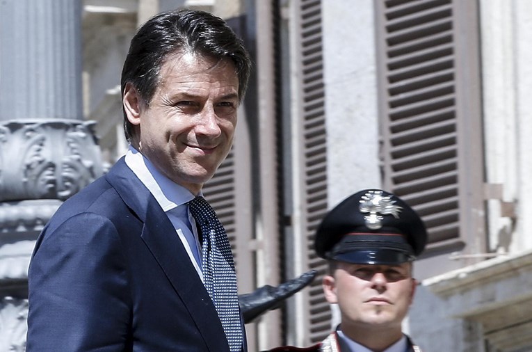 Prisegnuo novi talijanski premijer