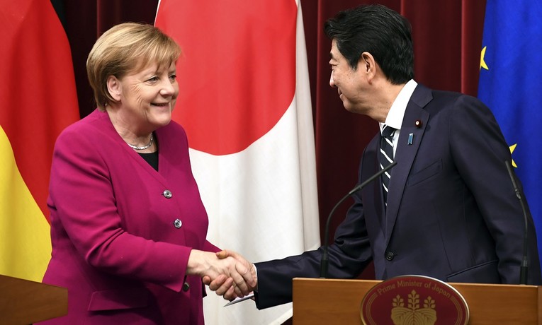 Merkel doputovala u Japan, želi ojačati gospodarske odnose