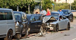 Pijani mladić se BMW-om kod Vodica zabio u 4 parkirana auta