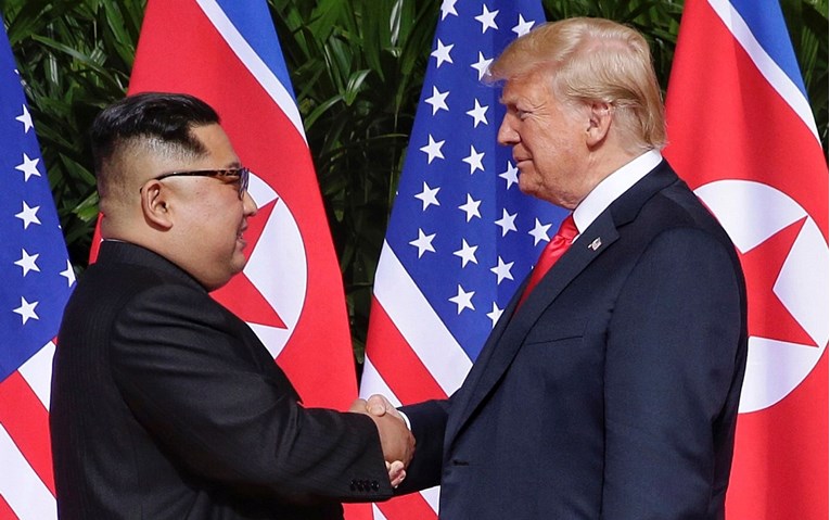 Trump: Južna Koreja neće Sjevernoj ukinuti sankcije bez našeg odobrenja