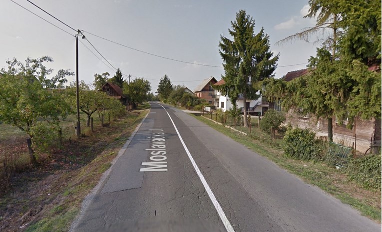 Auto sletio s ceste kod Ivanić Grada, jedna osoba poginula