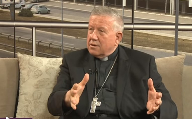 Beogradski nadbiskup: Ima li smisla slaviti Božić, ako se ljudi rugaju miru?