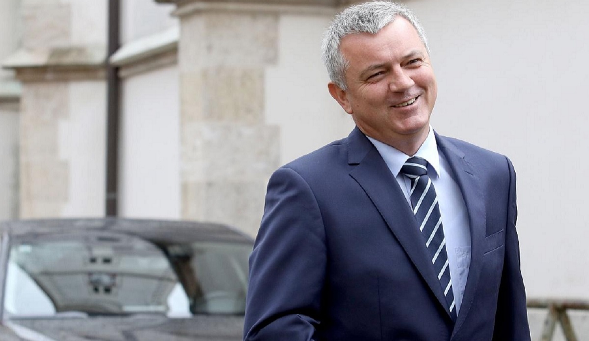 Darko Horvat je novi ministar, glasao je sam za sebe