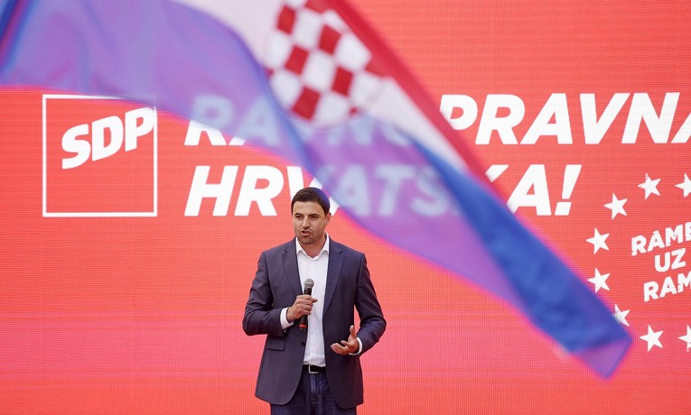 Bernardić: Ne smijemo dozvoliti da hrvatski otok bude Irska