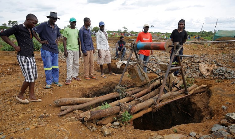 Poplavio rudnik u Zimbabveu, poginulo između 60 i 70 rudara