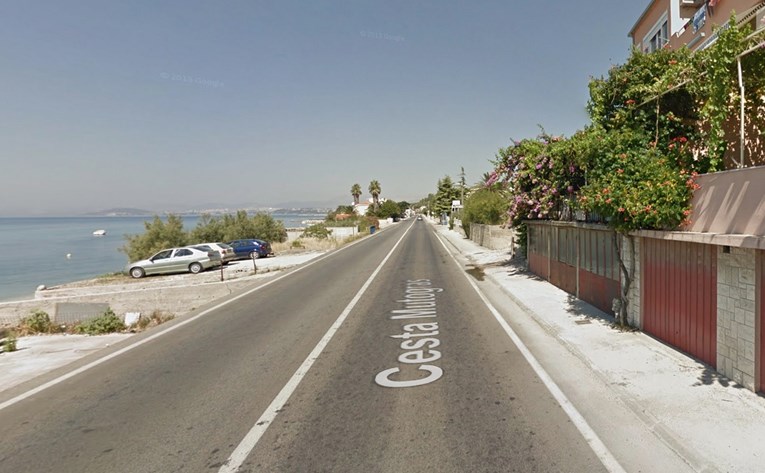 Motociklist naletio na pješaka kod Splita, usmrtio ga na mjestu