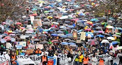 Stotine tisuća mladih prosvjedovalo za klimu u više od 120 zemalja