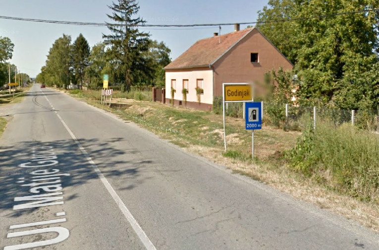 Biciklistica umrla nakon naleta auta kod Nove Gradiške