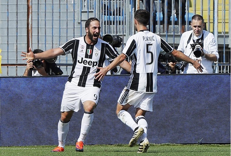 Juventus doveo Ronalda, ali bi mogao ostati bez dviju velikih zvijezda