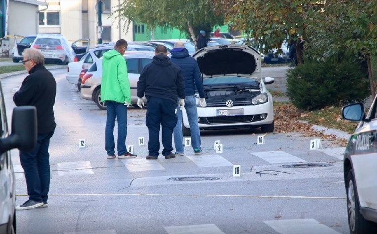 Prije napada, mafijaši u Sarajevu pokušali ukrasti auto s hrvatskim tablicama