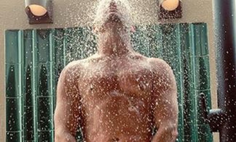 Channing Tatum izgubio okladu pa morao pozirati gol: "Srušio si internet"