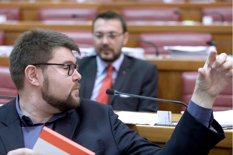 SDP-ovci napadaju poreznu reformu, Grbin: "Bogati će biti još bogatiji"