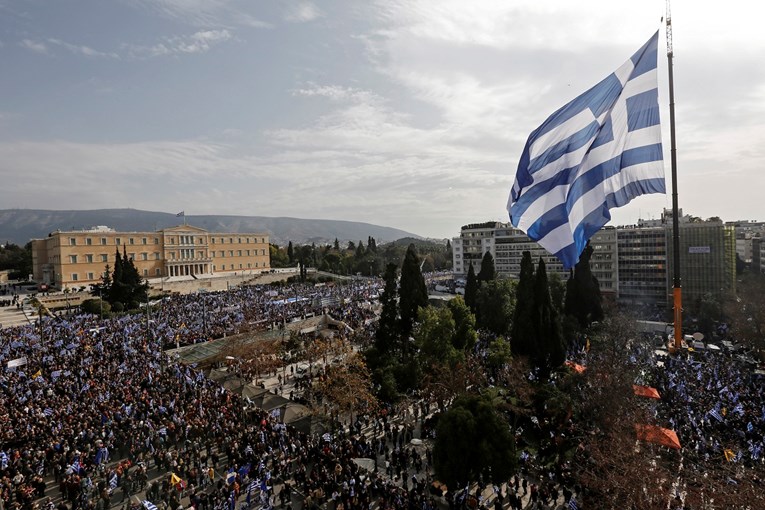 Makedonija će održati referendum o sporazumu s Grčkom, ulasku u NATO i EU