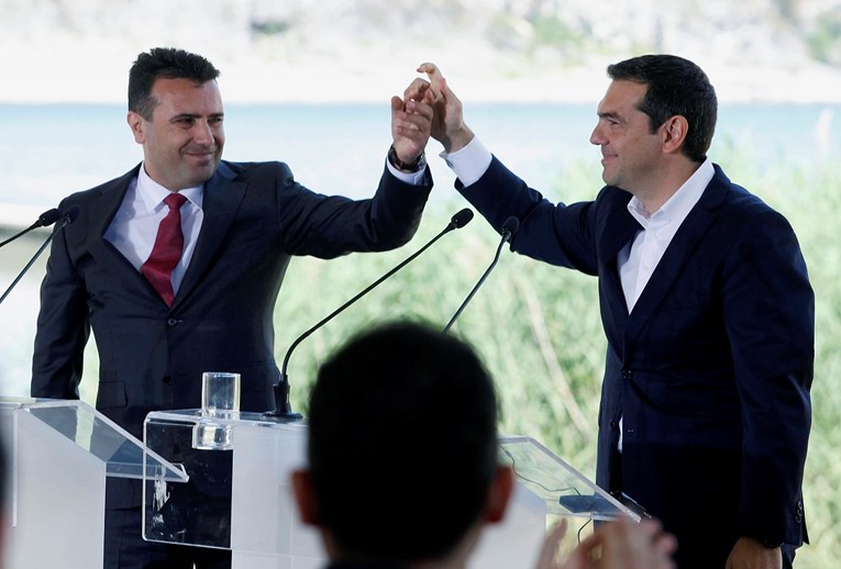 Makedonija i Grčka potpisale povijesni sporazum o promjeni imena Makedonije