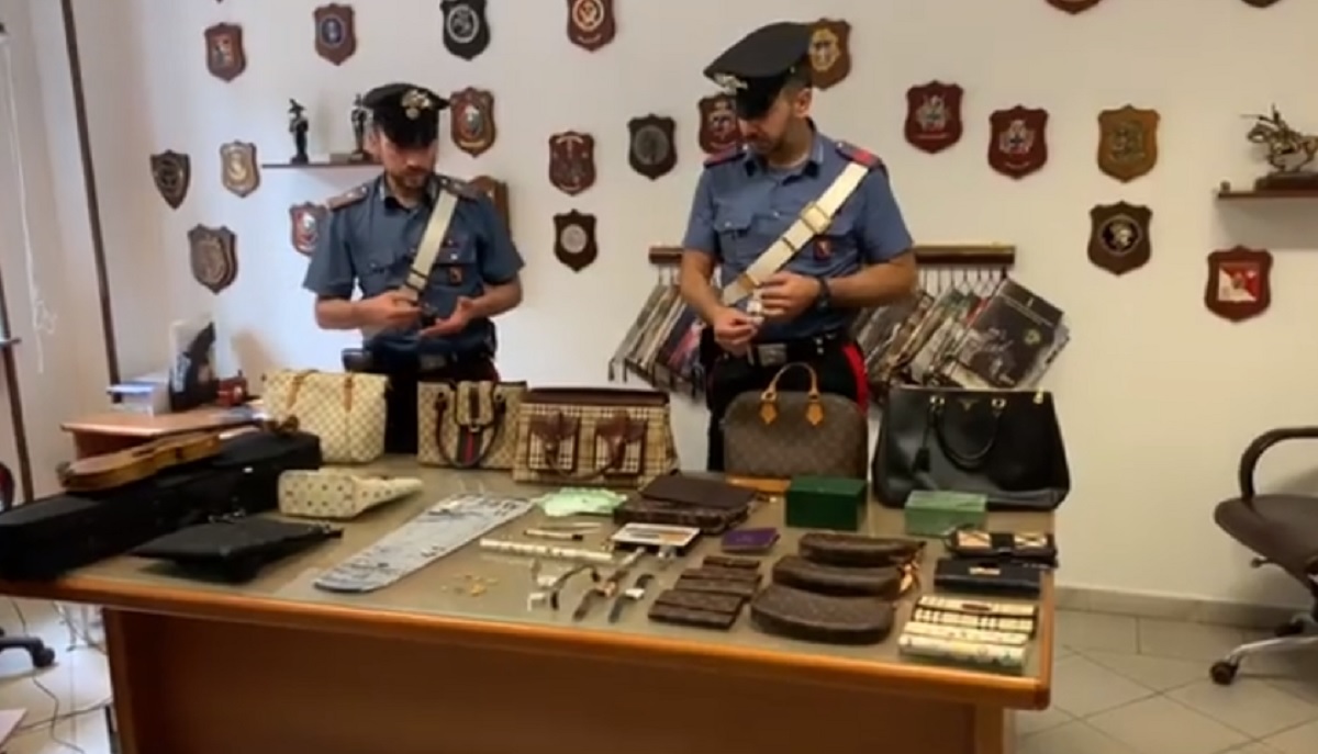 VIDEO Troje Hrvata uhićeno u Italiji, pogledajte što im je policija našla u kući
