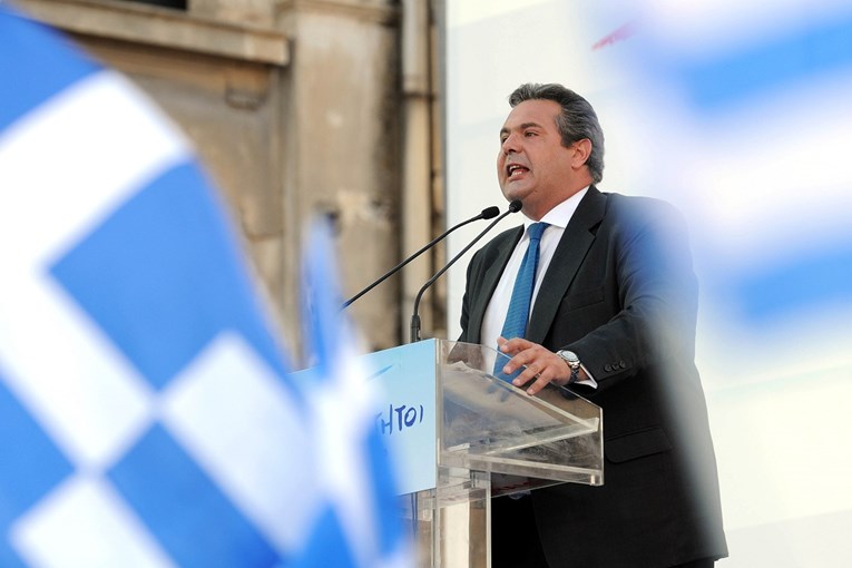 Grčki ministar obrane podnio ostavku zbog dogovora o imenu Makedonije