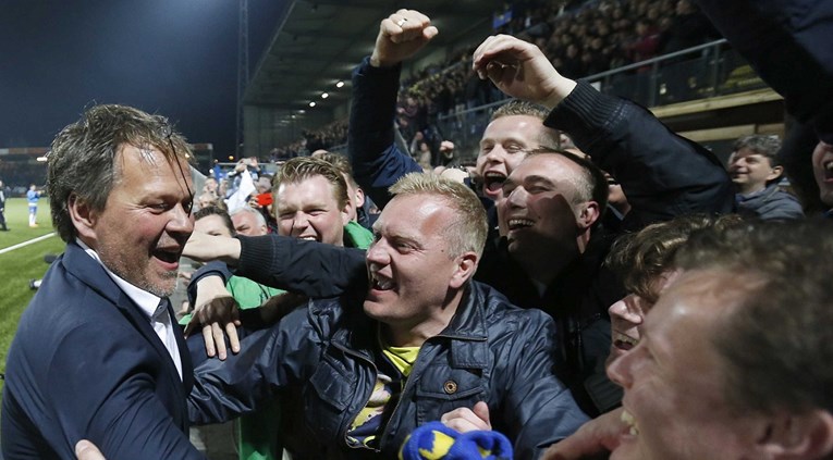 Nizozemski trener bori se za ostanak protiv kluba koji će voditi od ljeta